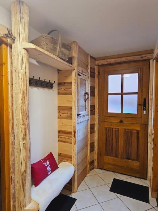 Вилла Le Banc Des Seilles Bonvillard Экстерьер фото
